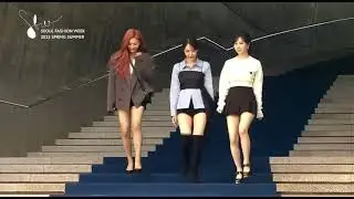 221011 - VIVIZ at Seoul Fashion Week 2022 S/S 'SONGZIO' Collection Event