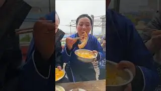 Shocked by a Chinese feast: even a large piece of fatty meat is still delicious! #shorts