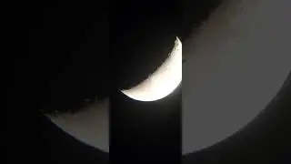 lunes  12 a las 2:30 am , la Luna