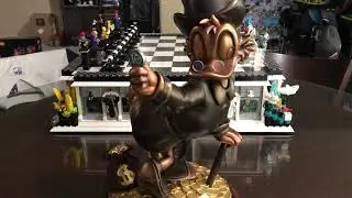 Scrooge McDuck Review Limited Edition Statue from Sideshow Collectibles