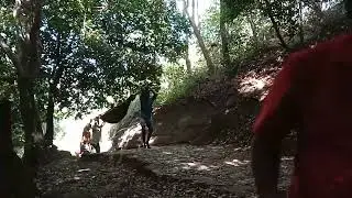 local people in sathuragiri helping senior citizens | these people deserve respect | Maddy vids