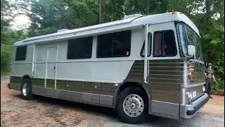 Mci mc5c saudi bus rv conversion tour