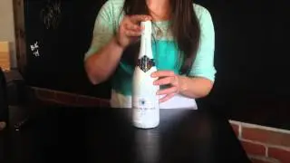 Wine 101 Series: How to open still and sparkling wine