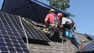 Subprime Solar Sets Financial Trap for Homeowners