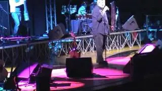 Francesco Guccini - Canzone quasi d'amore (Pordenone 12.12.2008) con testo