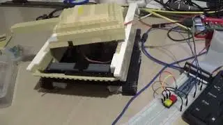 Raspberry Pi War Tank ep2: connecting 2 buttons to the servo motor