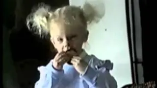 taylor swift baby video. &hearts;