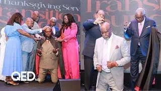 Soun of Ogbomoso Pastor Ghandi hands over at Redeemed Church in US