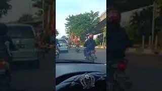 BERBEZA KASTA - THOMAS ARYA COVER JJS SEMARANG