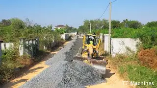 So Smart Driver Building New Foundation Village Road By Skills Operator MOTO GRADER Spreading Gravel