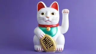 Legend says, whoever watches this cat&rsquo;s gentle wave will soon be blessed with good fortune-Restream
