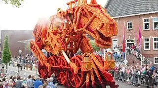 LIVE: Bloemencorso Lichtenvoorde