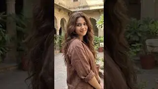 Beautiful Traditional Look | Natural Smile Portrait | Cinematic Vibes