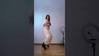 #Dynamic # Atmosphere Free Swing Dance # Dynamic Twist Hip Dance #squaredance #dancer #dance