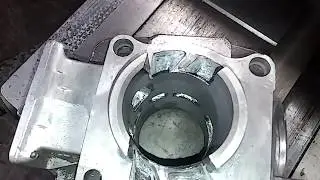 Encamisando el cilindro de la DT 125 - 2da parte