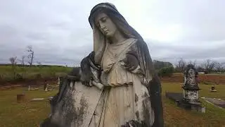 Pitts City Cemetery, Pitts, Wilcox County, GA. 3/12/22. Rick's Random Roadside. video 1