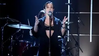 Savages Performs 'Adore'