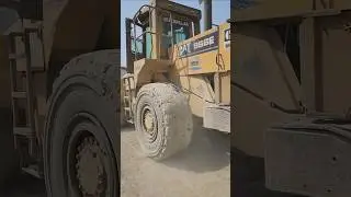 Caterpillar Wheel Loader vs. Dangerous Mountain Descent! #viralshorts