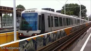 RET Metro Type S rijdt door Capelsebrug vanuit de tunnel richting Nesselande