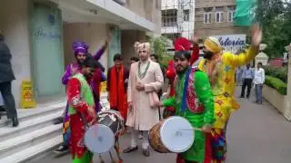 Punjabi dhol booking bhangra wedding baraat nitinbedi mumbai 09892833280