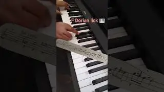 F Dorian Lick 🎹 #piano ##wowomndau #jazz #pianomusic #pianolessons #pianotutorial #fyp