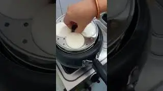 🤗🤗 idli in cooker #shorts #idli #youtubeshorts