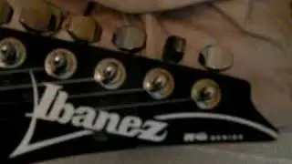Electric Guitar (Ibanez RG321)