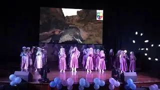 Zameen ko Dekha Falak ko Dheka, Q-Way English School.(Aroma-25)