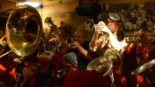 Fanfare Kosmos Assignat 2018
