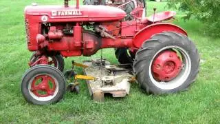 Farmall Super A (walkaround)