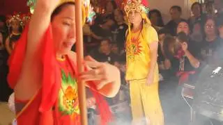 Sifu Thai Long representing Heaven Red Dragon