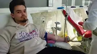 Operație de 20 de ore. Medicii au reuşit să replanteze braţele unei fete de 15 ani