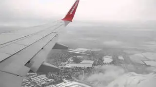 Air Berlin 737-700 D-ABLE Vienna to Berlin Tegel Landing 2012