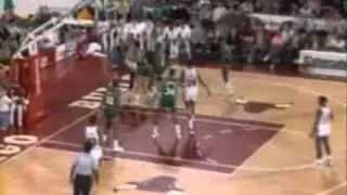 Michael Jordan Amazing behind-the-board shot
