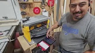 Nut and Bolt Thread Checker