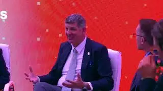 Connection vs Connectivity: Tackling the Loneliness Epidemic | #FutureHouseDavos