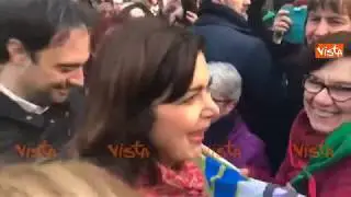 La Boldrini con l'Anpi al corteo anti fascista: 