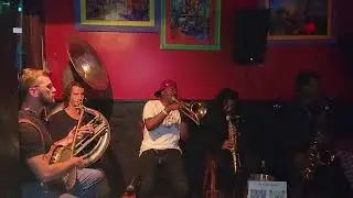 Ben Jammin with @RoyalCaravan504 at The Apple Barrel on Frenchmen St.