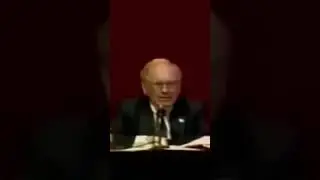 Warren Buffett &ldquo;Banks are disappearing&rdquo; #shorts