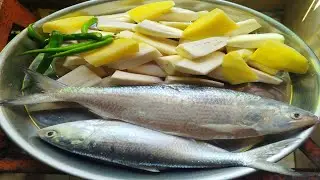 পদ্মার তাজা ইলিশ দিয়ে কাজ কাঁচকলার দুর্দান্ত স্বাদের রেসিপি,Elish R Kacha kola Recipe 