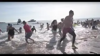 Watch as Staten Islanders take a Polar Plunge for charity