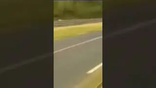 Mercedes volando XD