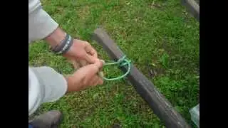 How to Tie a Round Turn & Two Half Hitches