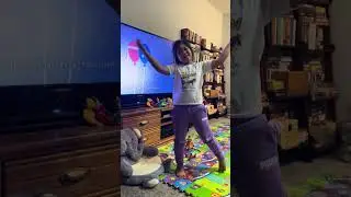 Sofia singing &ldquo;Baker&rdquo;