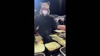 Delicious food live