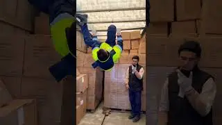 Ребята разгрузили DAF с грузом