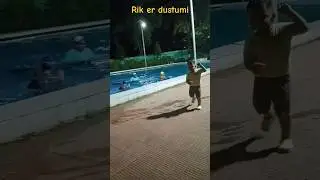 Rik er dustumi #trendingshorts #ytshorts #dance #babyboy #reels #cutebaby #cartoon #swimming
