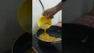 Preparing egg omelet and salad in hostel #food #eggomelette #salad #foodlover #hcu #uohdiaries #uoh