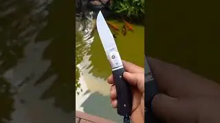 Liner lock folding knife 2
