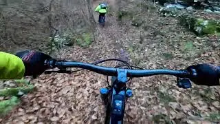 Trailebike con amflow e cube in altogarda trentino San pero / treni  e castagni di Pranzo 